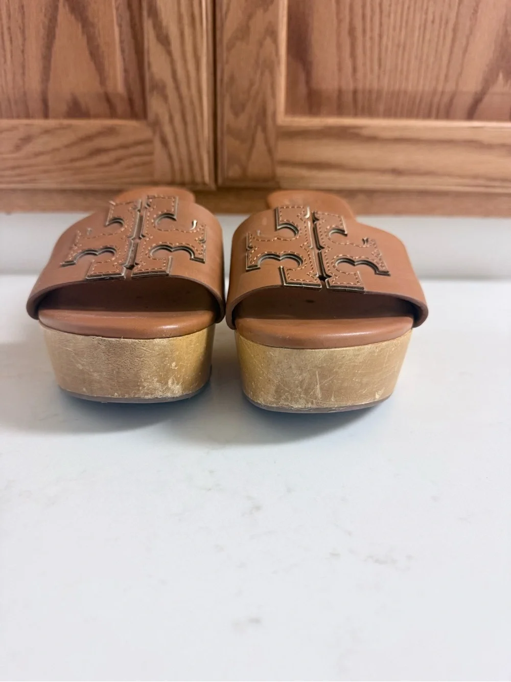 Tory Burch Cognac Leather Slide Platform Sandals with Logo Cutout